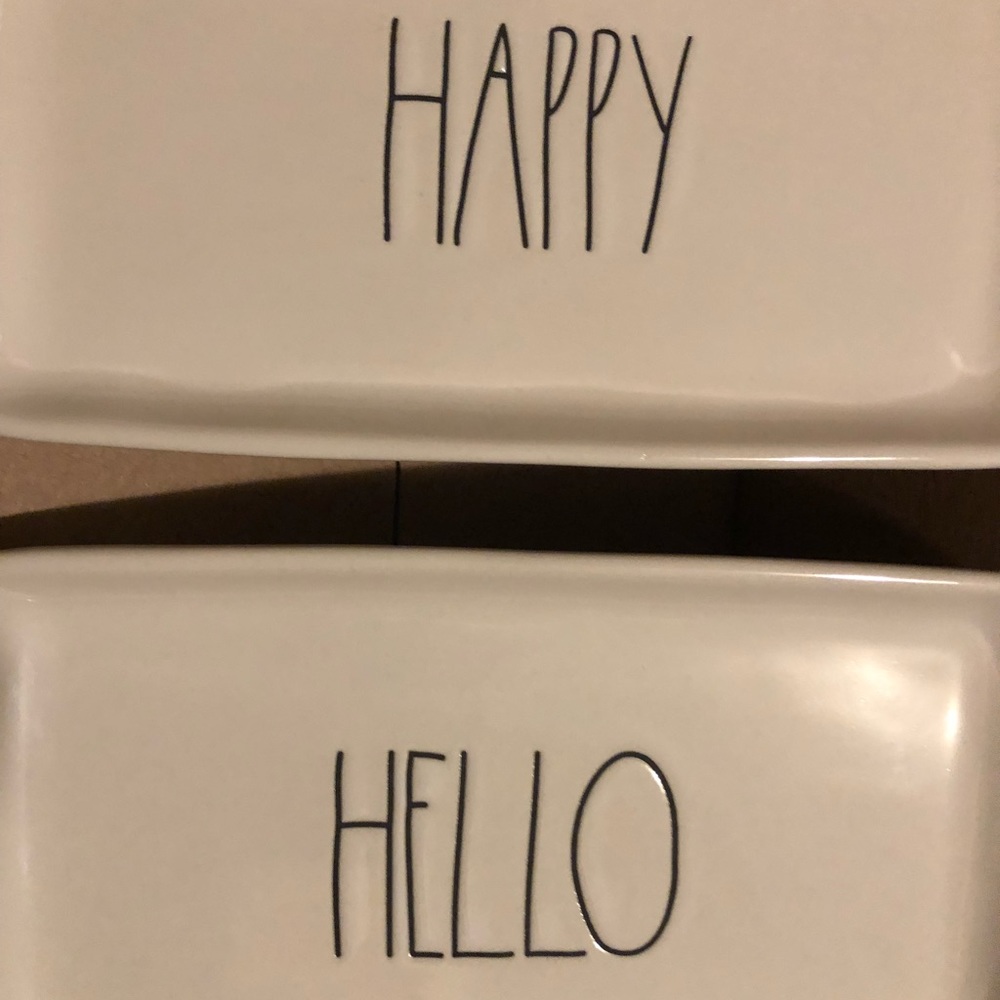 Missy Holt happy hello reserved listing.